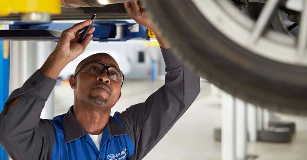 Subaru_Service_UnderTheCar