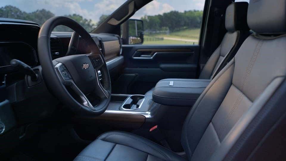 Interior view of the 2025 Chevy Silverado 2500