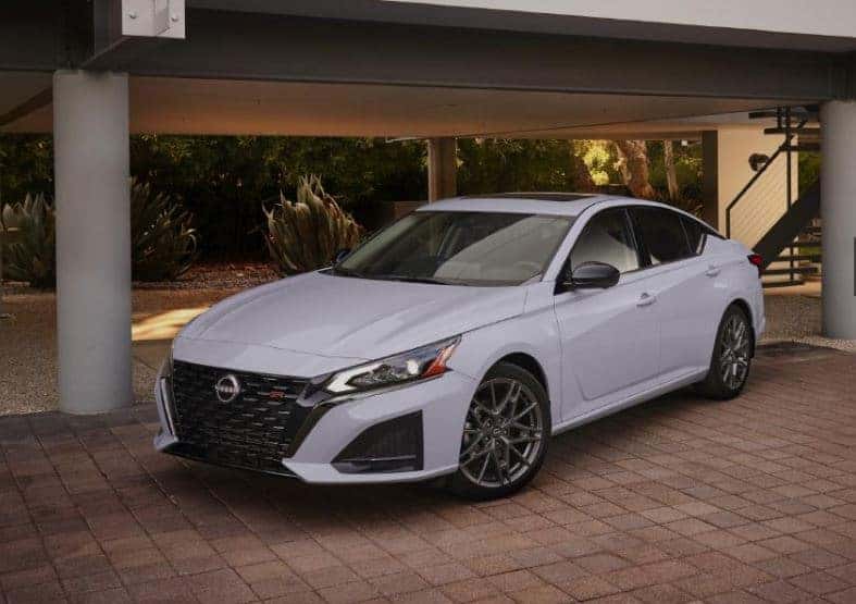 2022 nissan altima exterior