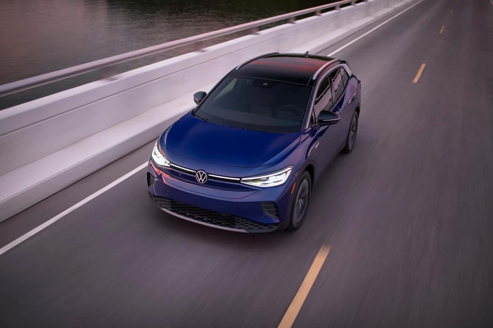 VW ID.4 Highway