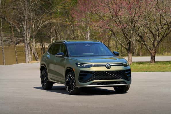 2026 VW Tiguan Earns Wards Best Interiors Recognition | Photo Courtesy: Volkswagen 2026 Tiguan SEL R-Line Turbo - Avocado Green