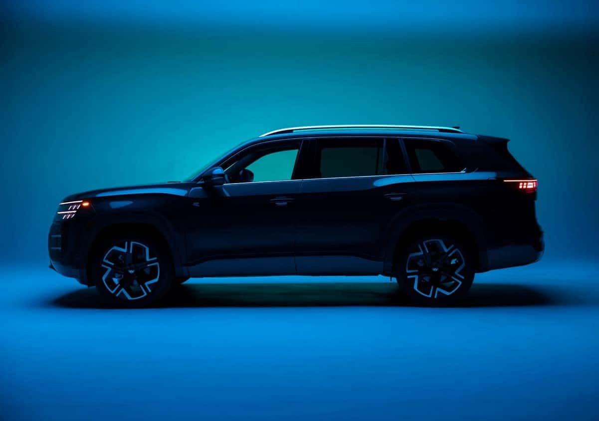 2027 Volkswagen Atlas side profile in studio lighting