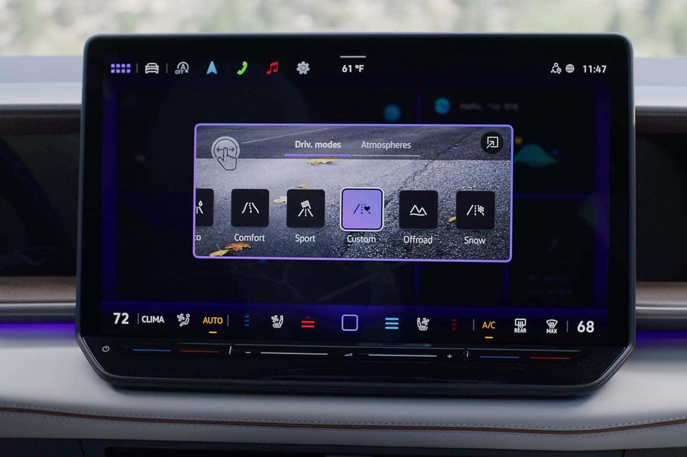 Custom drive mode highlighted on the 2027 Atlas display