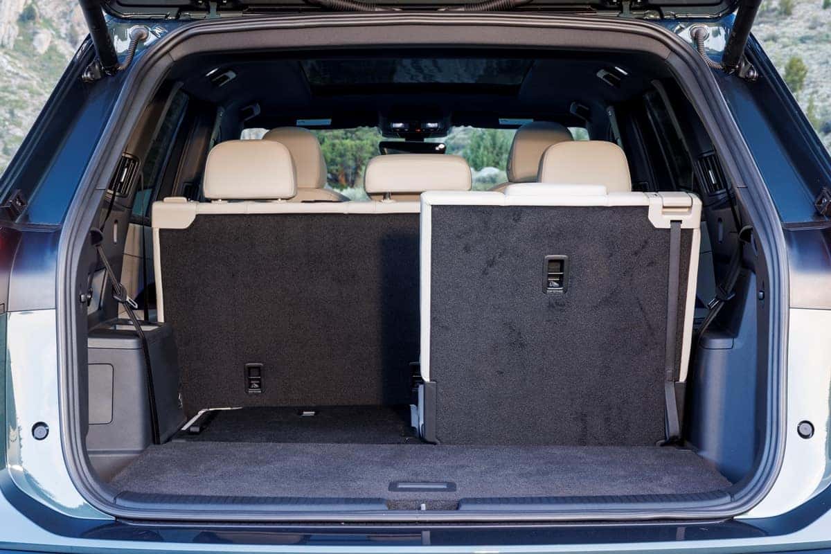 2027 Volkswagen Atlas six-seat layout with one third-row seat folded
