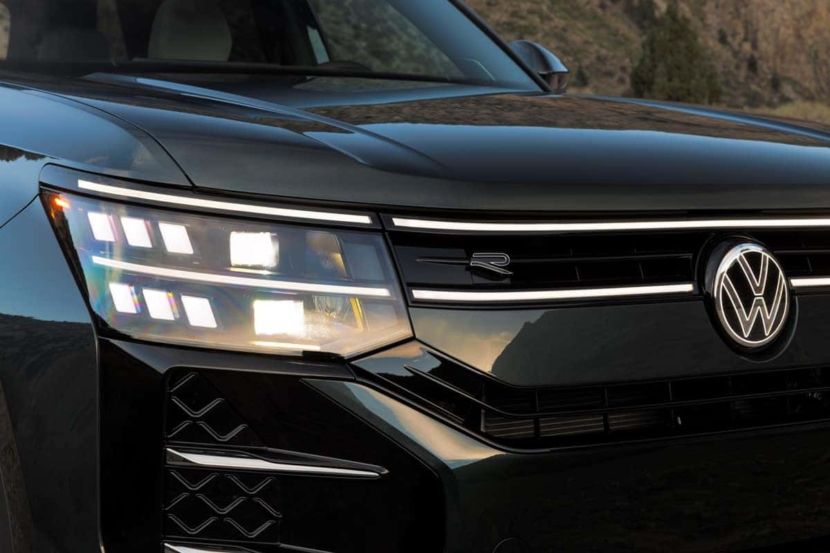 2027 Volkswagen Atlas Sacramento Green detail