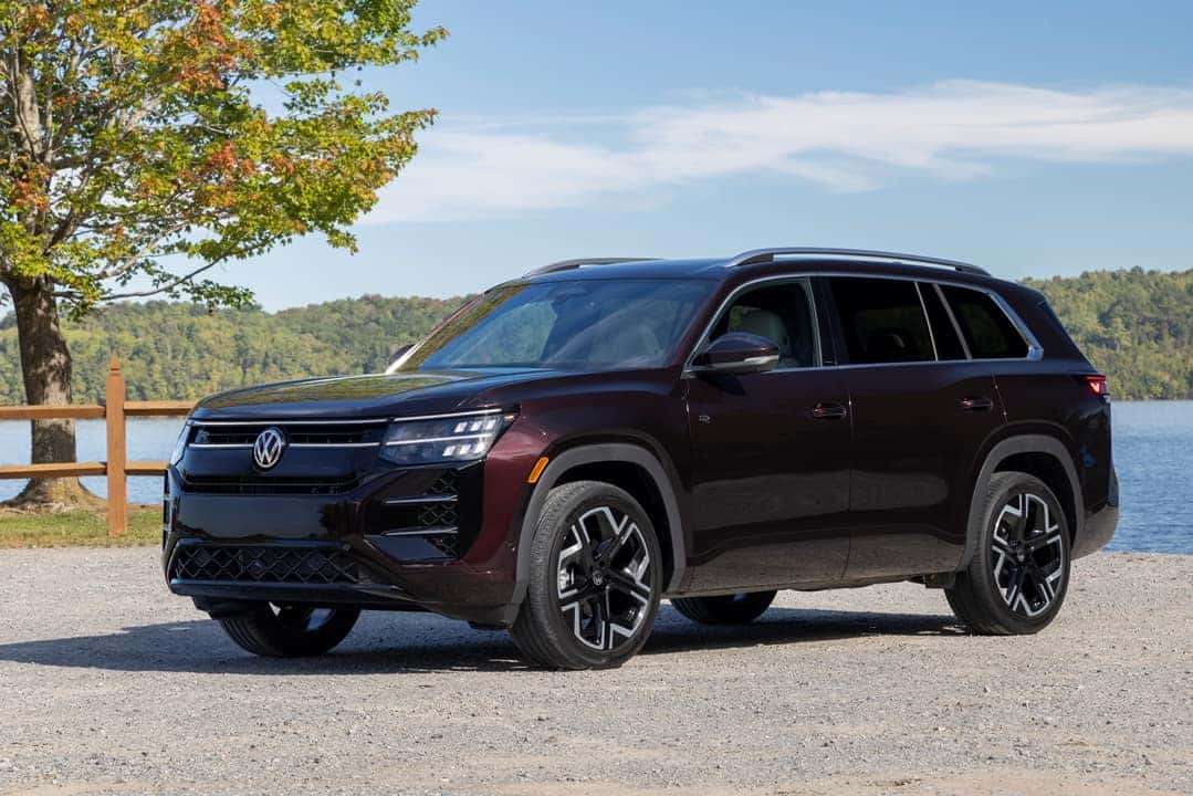 2027 Volkswagen Atlas SEL Premium in Blackberry