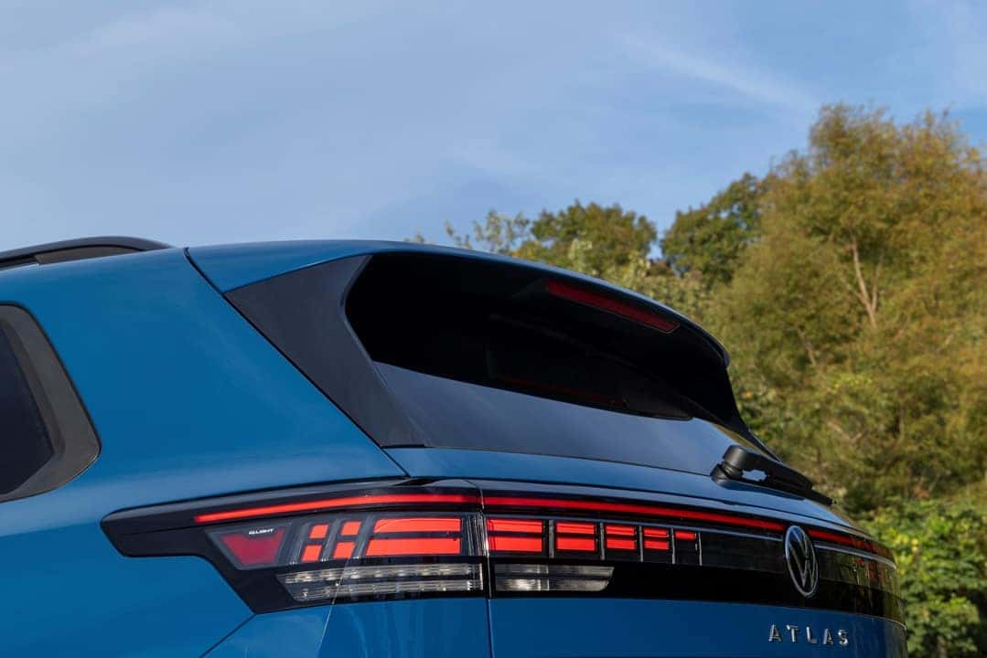 2027 Volkswagen Atlas SE in Mountain Lake Blue, rear detail