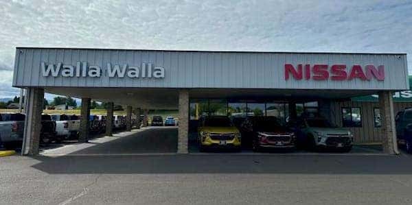 Nissan of Walla Walla Dealership Showroom