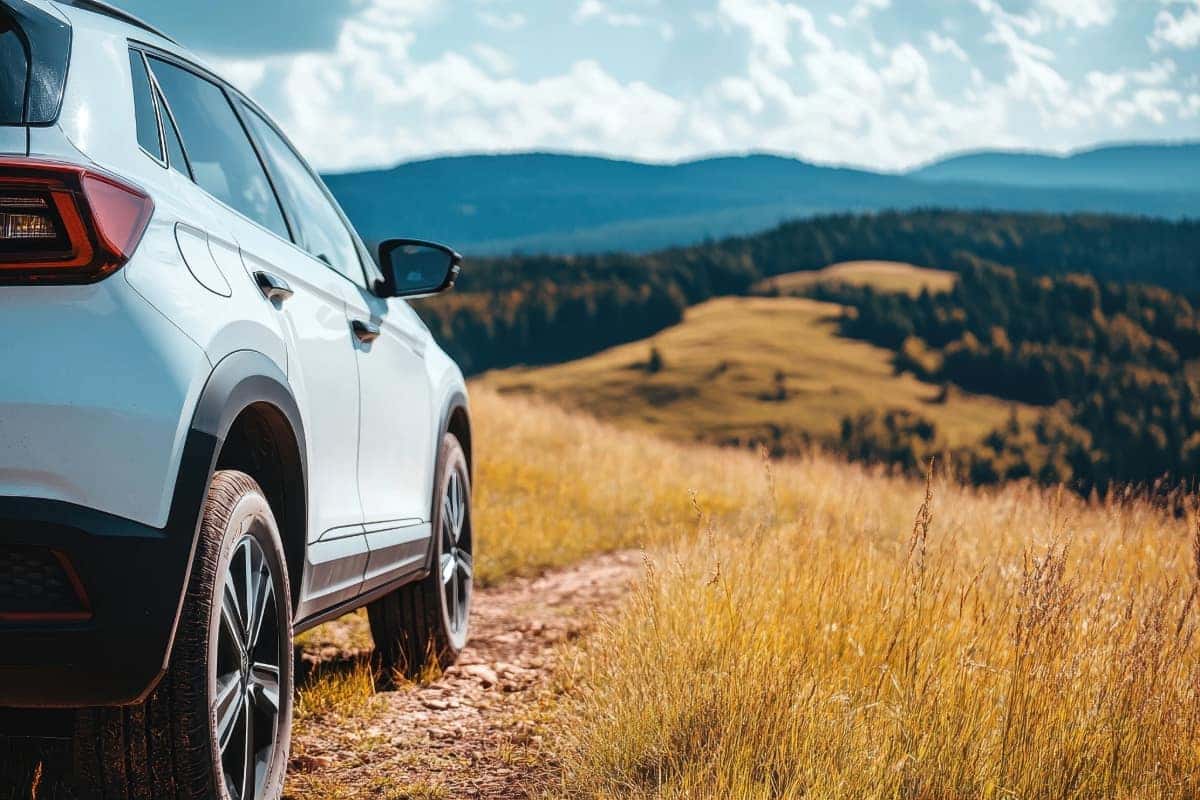 what’s the different between 4x4 and awd