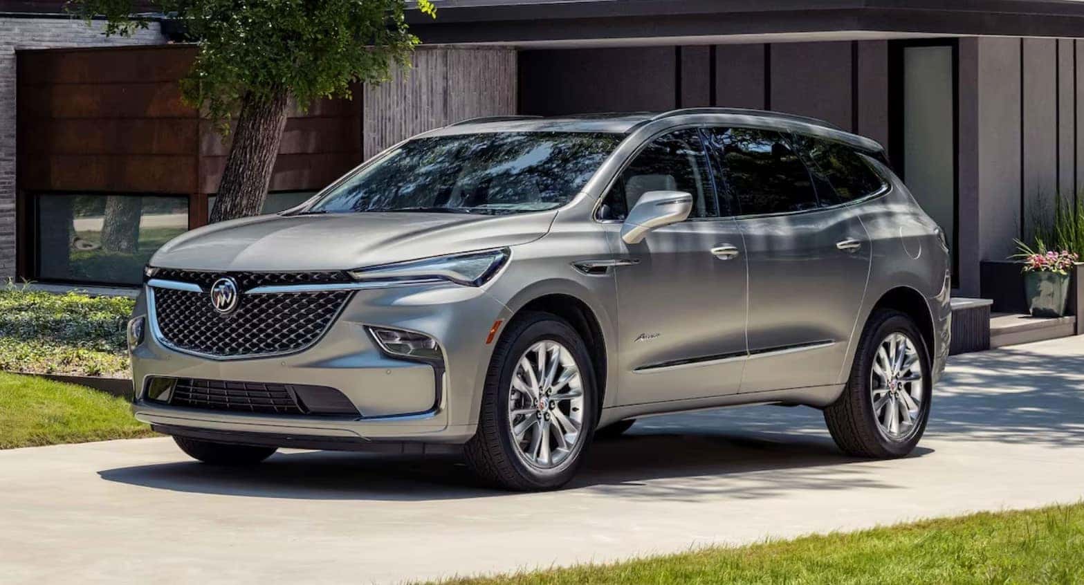 What is the interior of the 2024 Buick Enclave like?