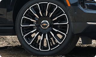Unique 24-inch wheels on High Country