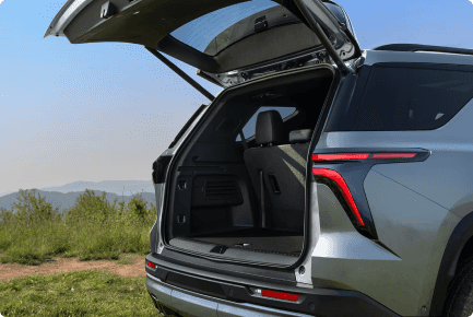 2026 Chevrolet Traverse Gallery Photo 3