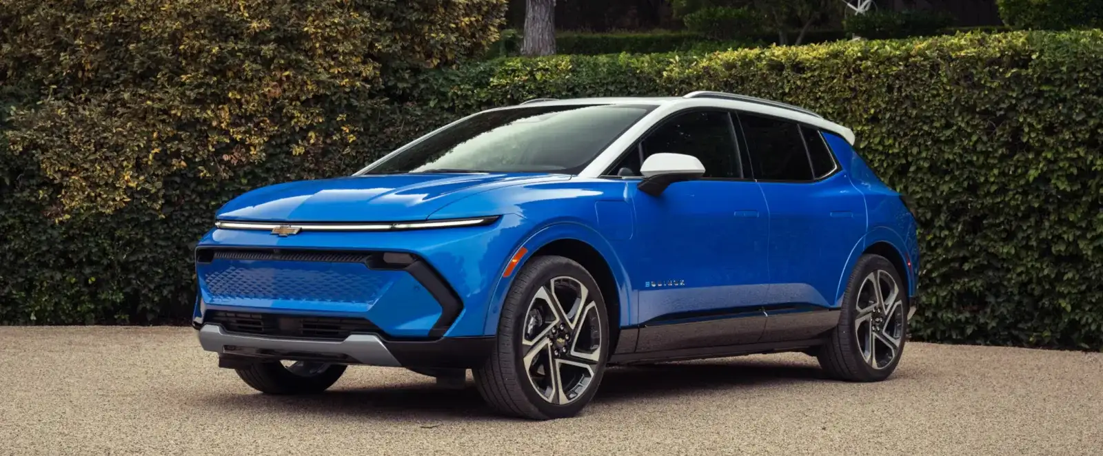 The 2027 Equinox EV in Riptide Blue Metallic