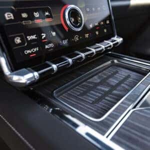 2025 GMC Sierra EV Denali Smartphone Charging