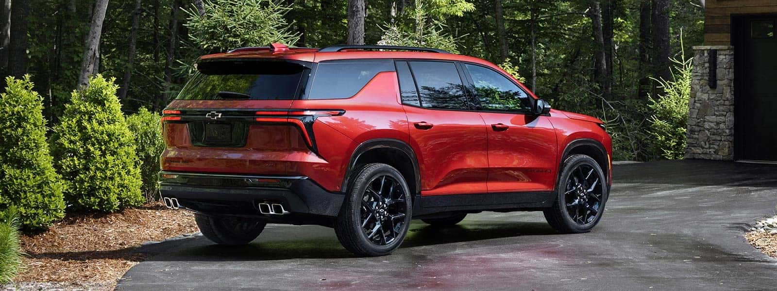 Lease or Finance New 2025 Chevrolet Traverse Midsize SUV in Sudbury Ontario