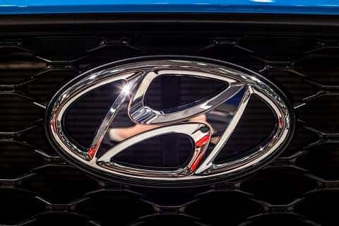 hyundai logo on the grill of a car