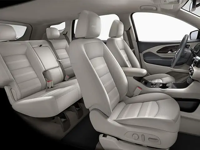 THE IMPRESSIVE CARGO AND PASSENGER SPACE AVAILABLE IN THE 2022 GMC ...