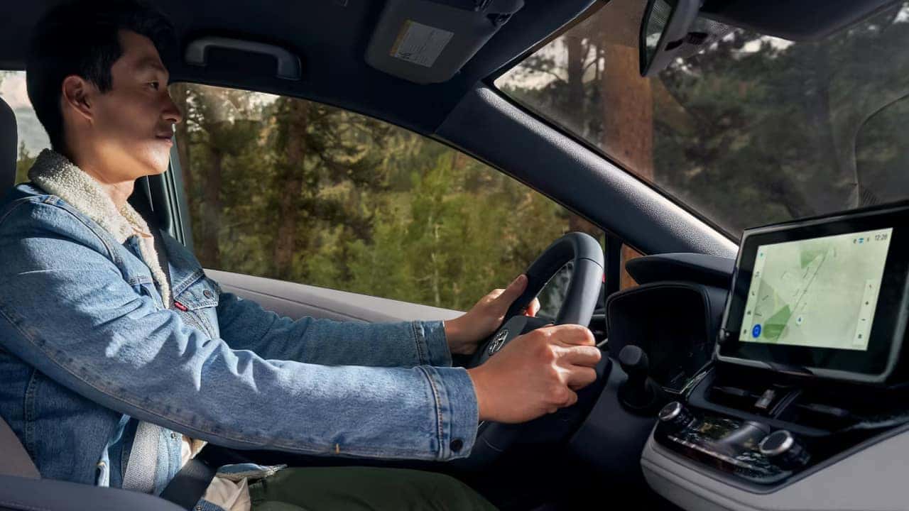 2025 Toyota Corolla Hybrid Driving Experience