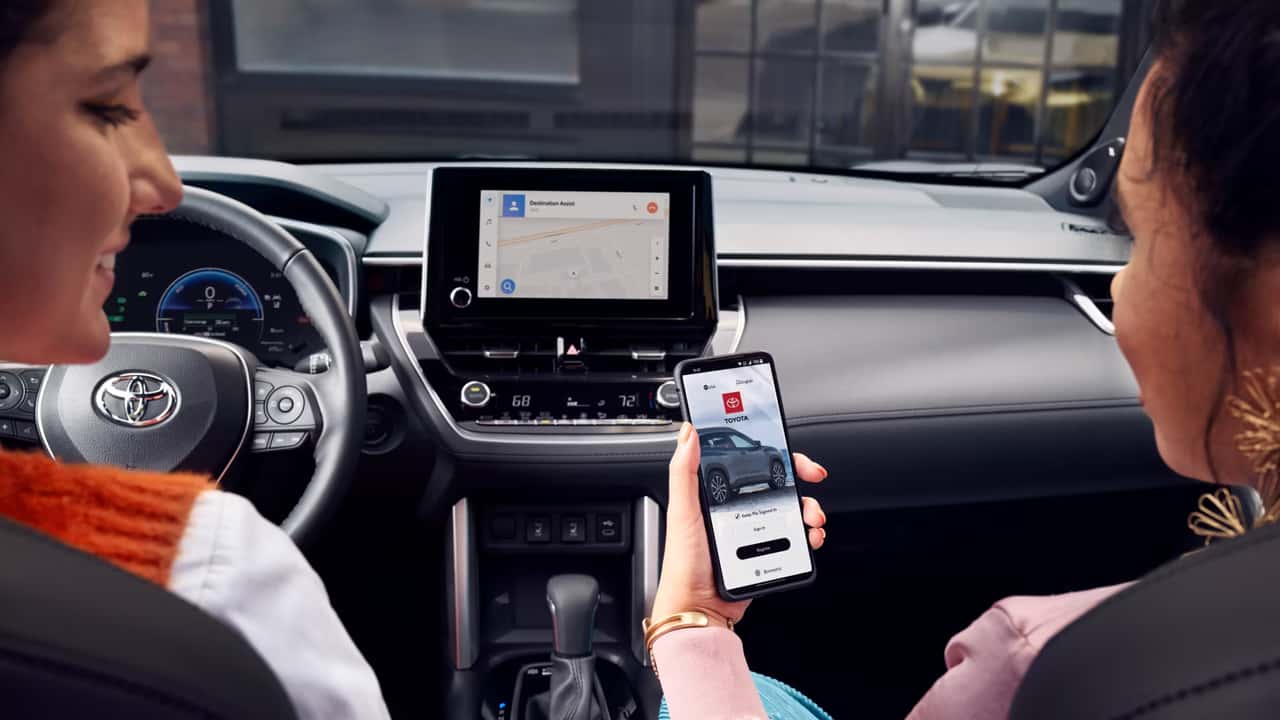 2025 Toyota Corolla Cross Technology