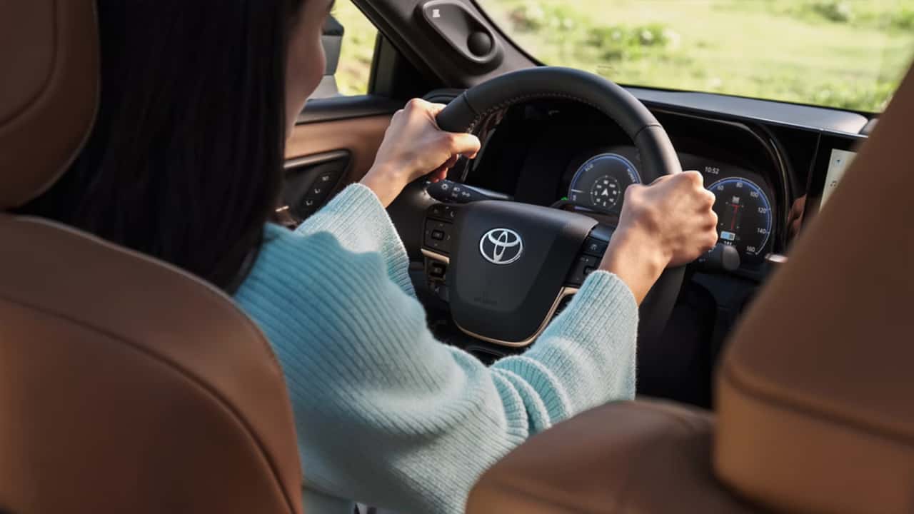 2025 Toyota Crown Signia Driving Experience