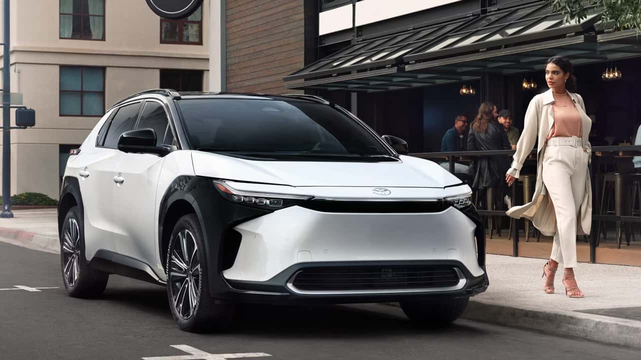 2025 Toyota bZ4X Intro