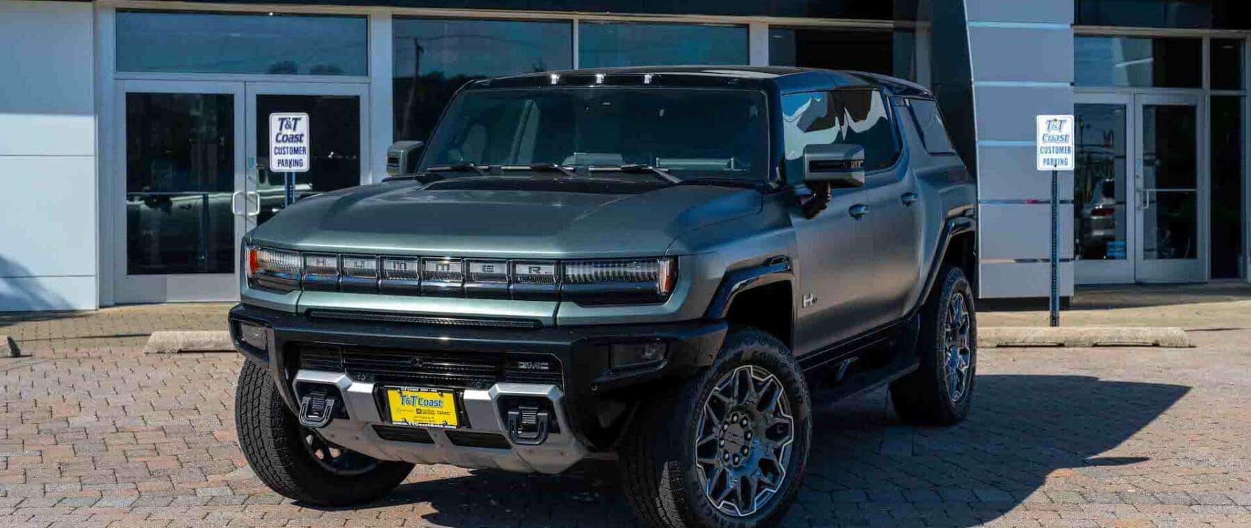 2023 GMC Hummer EV Pickup Review: Expert Insights, Pricing, and Trims | GMC Hummer EV 2022 2023 2024 2025に適合する格納式ハードトラックベッドトノカバー、ロック付きピックア | トノーカバー | XDPPBR
