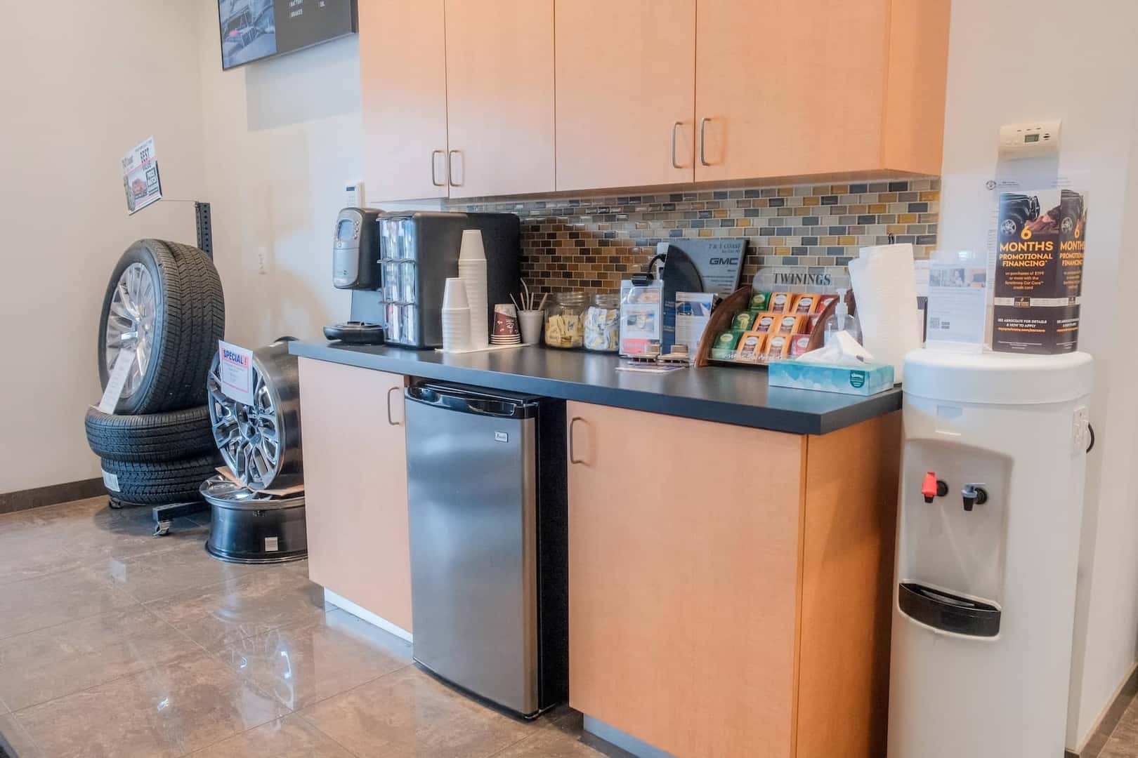 Service Coffee Bar