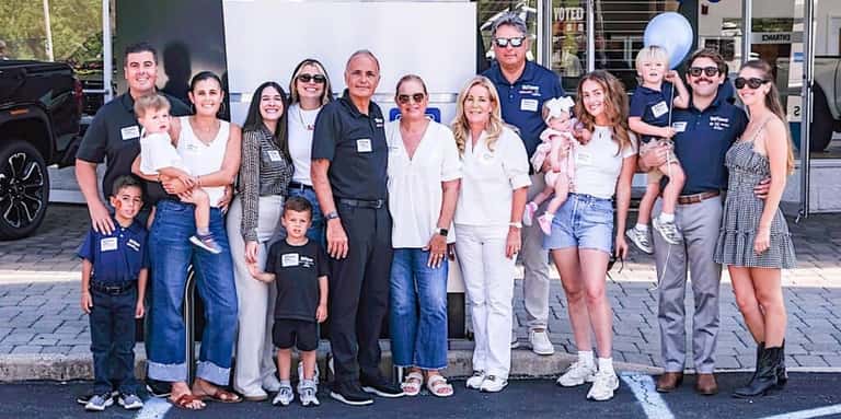 T&T Auto Family