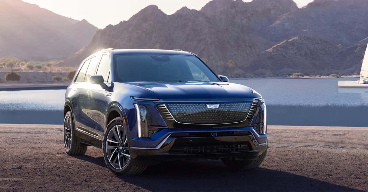 A 2026 Cadillac VISTIQ parked near the waters